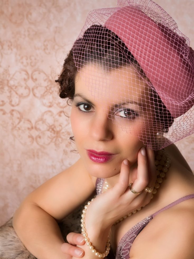 How To Wear A Pillbox Hat Retro Galaxy