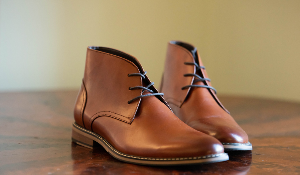 Leather shoes Italian chukka boots